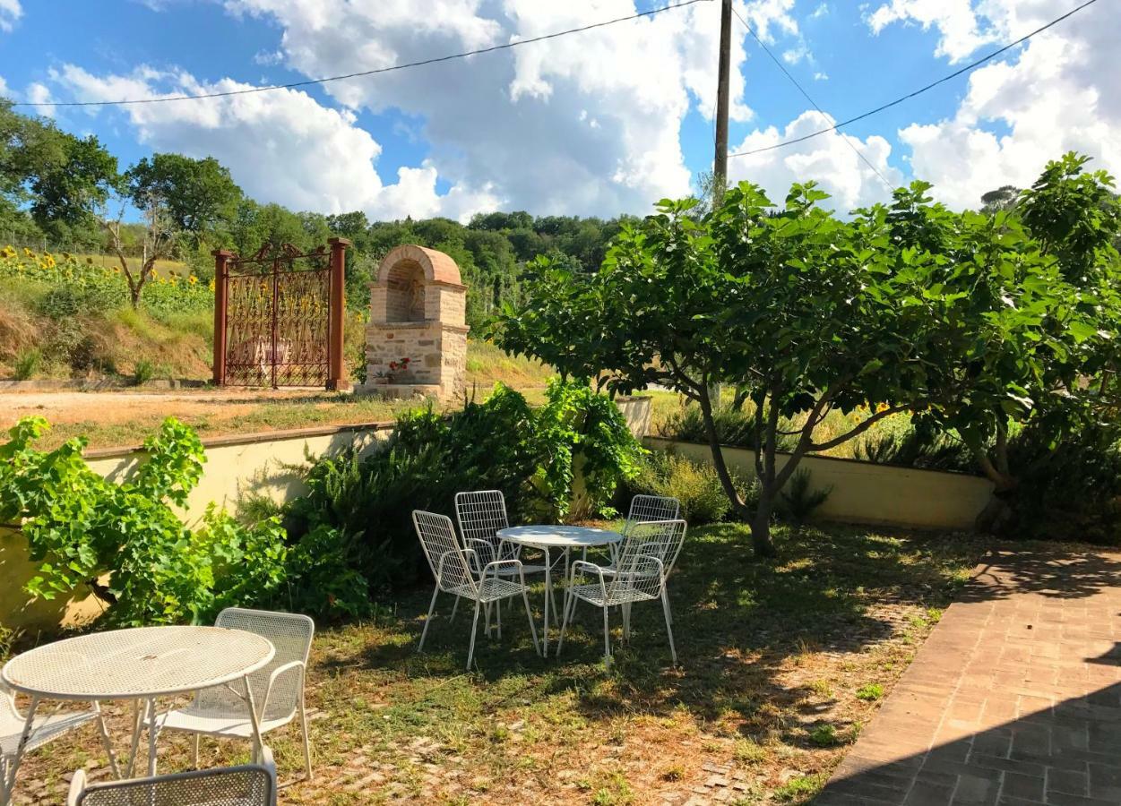 Appartamenti Verde Collina Umbra Bevagna ภายนอก รูปภาพ
